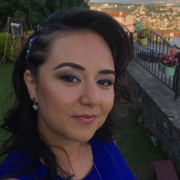 Meet your Posher, B - Picture 1 of 2